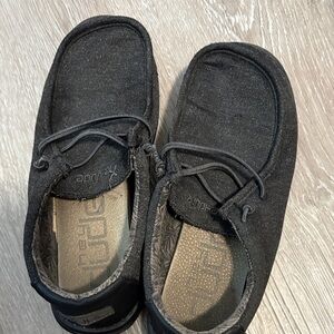 Hey Dude Black Wally Youth Shoes